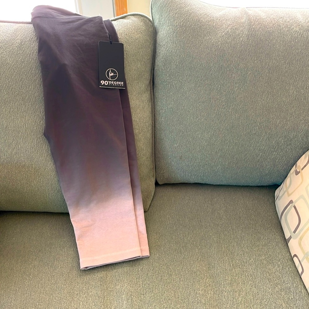 90 degrees by reflex prove them wrong capris leggings nwt